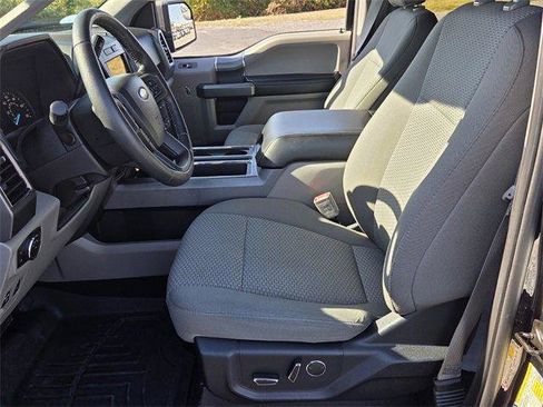 Used 2018 Ford F150 XLT w/ Equipment Group 302A Luxury image 9