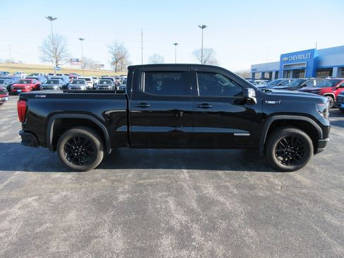 Certified 2024 GMC Sierra 1500 Elevation w/ Elevation Premium Package image 6
