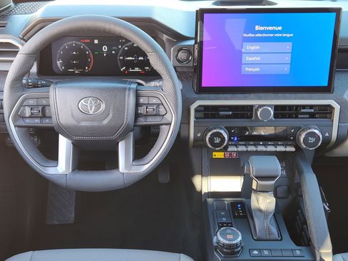 Used 2025 Toyota Tacoma Limited image 32