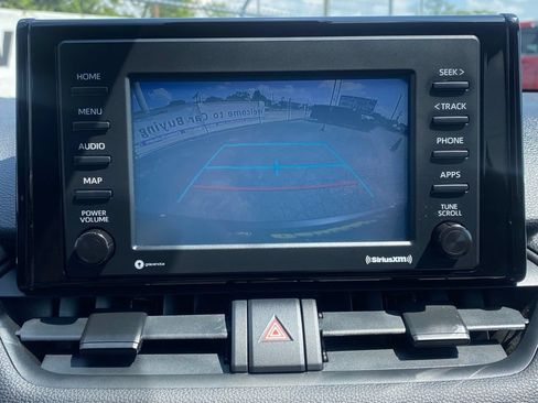 Used 2021 Toyota RAV4 LE w/ Carpet Mat Package (TMS) FWD image 27