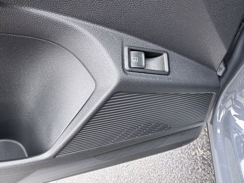 Used 2022 Volkswagen Taos SE image 21