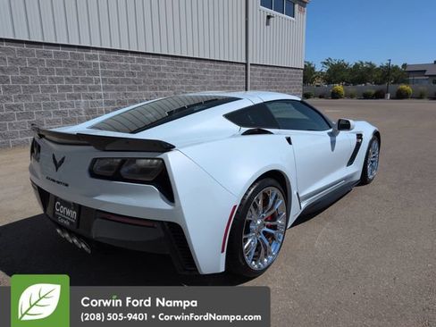 Used 2019 Chevrolet Corvette Z06 w/ Battery Protection Package RWD image 3