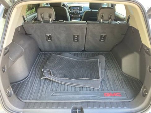 Used 2019 GMC Terrain Denali w/ Advanced Safety Package AWD/4WD image 7