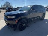 Used 2023 Jeep Grand Cherokee L Laredo image 2