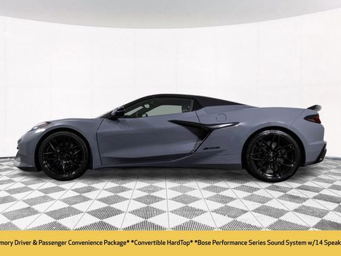 Used 2024 Chevrolet Corvette Z06 image 9