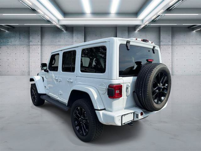 Used 2021 Jeep Wrangler Unlimited Sahara AWD/4WD image 4