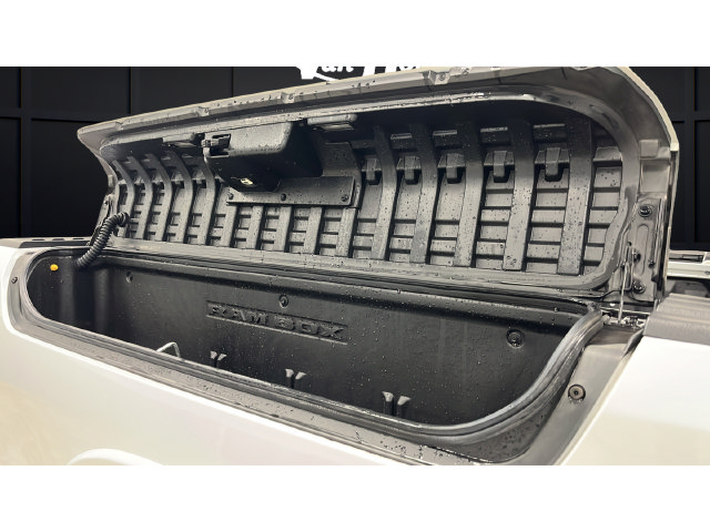 Used 2025 RAM 1500 Limited w/ Trailer Tow Group AWD/4WD image 29