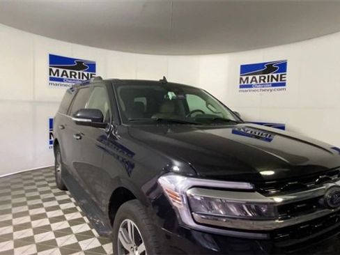 Used 2024 Ford Expedition Limited image 4