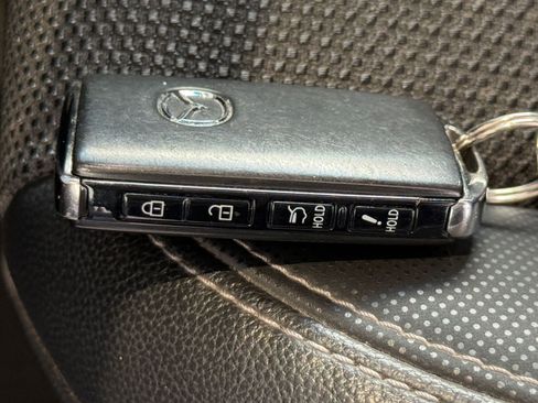 Used 2025 MAZDA CX-50 AWD 2.5 S w/ Preferred Package image 22