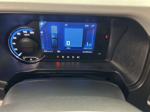 Used 2021 Ford Bronco Badlands image 11