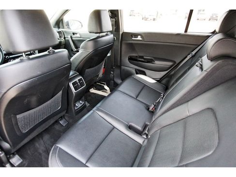 Used 2022 Kia Sportage Nightfall Edition w/ Nightfall Fwd Premium Package image 6