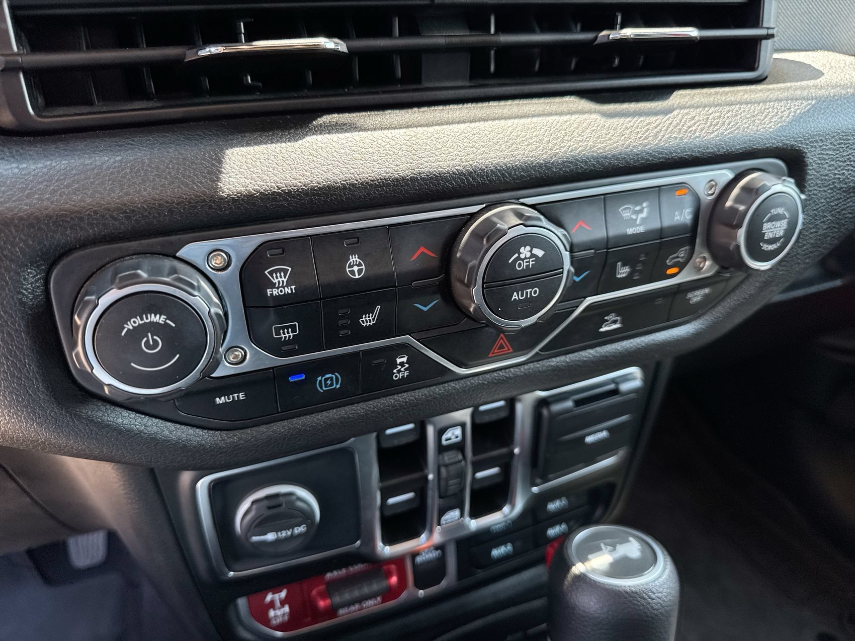 Used 2025 Jeep Wrangler Unlimited Sport S 4xe AWD/4WD image 17