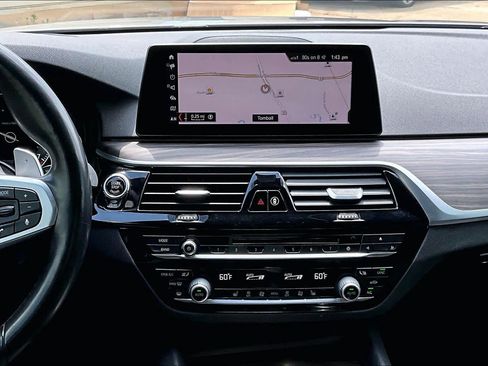 Used 2019 BMW 530i w/ Convenience Package image 7