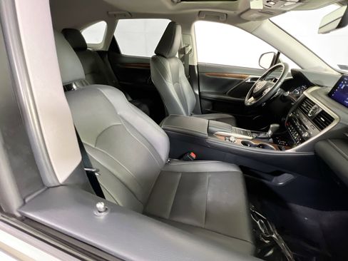 Used 2022 Lexus RX 450hL AWD w/ Premium Package image 28