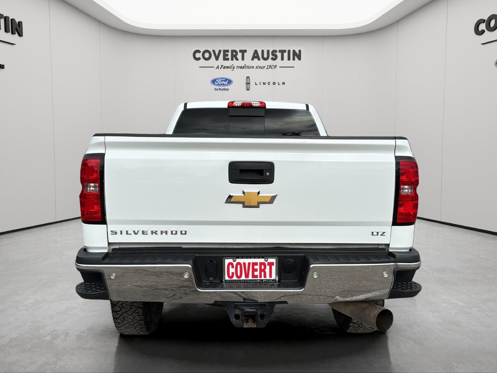 Used 2019 Chevrolet Silverado 2500 LTZ w/ Duramax Plus Package AWD/4WD image 4