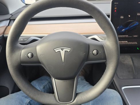 Used 2023 Tesla Model 3 Standard Range RWD image 17