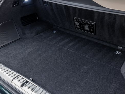 Certified 2025 Ferrari Purosangue image 55