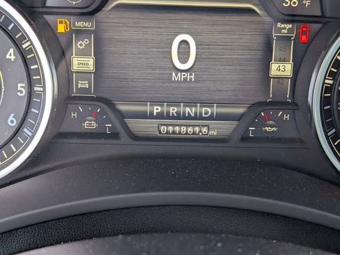 Used 2024 RAM 2500 Laramie w/ Night Edition image 11