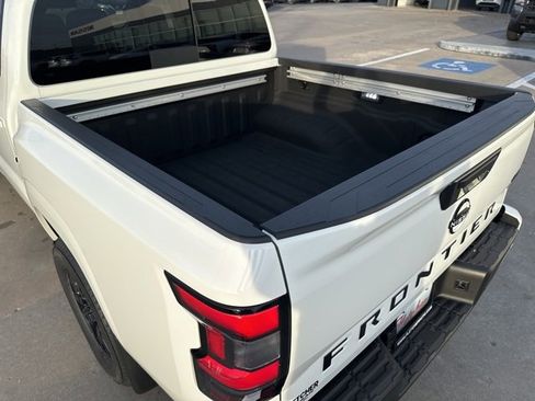 New 2026 Nissan Frontier SV w/ SV Convenience Package image 8