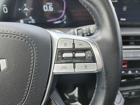 Used 2025 Kia Telluride S FWD image 35