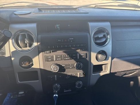 Used 2011 Ford F150 XLT w/ XLT Chrome Pkg image 9