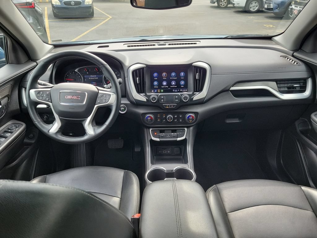 Used 2024 GMC Terrain SLT AWD/4WD image 13