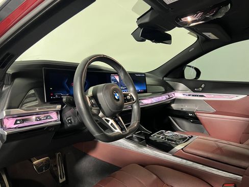 Certified 2023 BMW 760i xDrive w/ Executive Package image 4