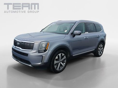 Used 2021 Kia Telluride S FWD image 3