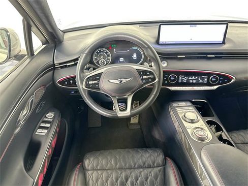 Used 2022 Genesis GV70 3.5T Sport w/ Sport Advanced Package image 11