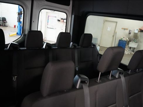 Used 2025 Mercedes-Benz Sprinter 2500 image 26