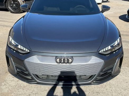 Used 2022 Audi e-tron GT Premium Plus image 96