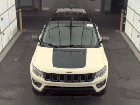 Used 2021 Jeep Compass Trailhawk AWD/4WD image 2