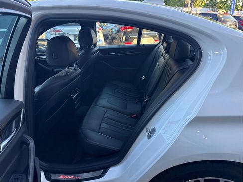 Used 2017 BMW 530i xDrive AWD/4WD image 10