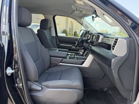 Used 2023 Toyota Tundra SR5 w/ SR5 Convenience Package AWD/4WD image 14