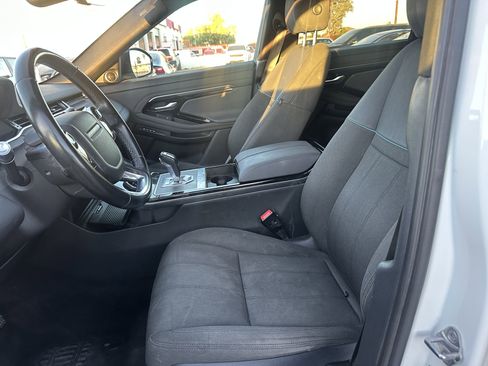 Used 2020 Land Rover Range Rover Evoque S image 11