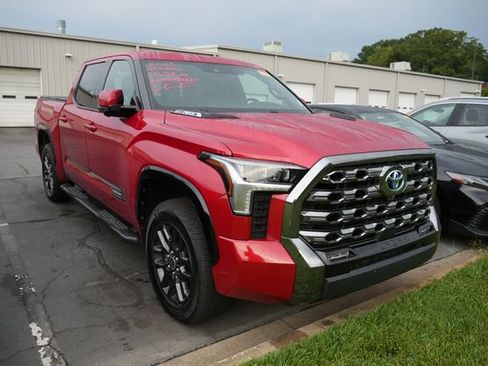 Used 2023 Toyota Tundra Platinum AWD/4WD image 1