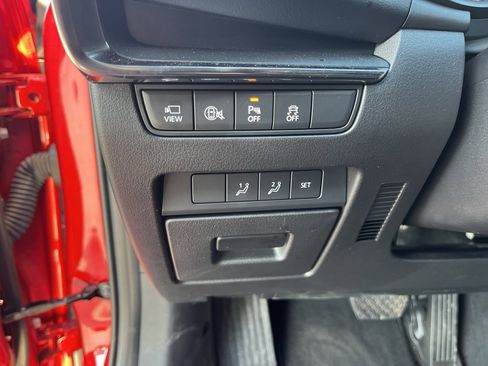 Certified 2025 MAZDA MAZDA3 Hatchback w/Premium Plus Pkg image 12