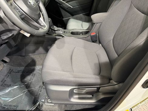 Certified 2025 Toyota Corolla Cross LE FWD image 14