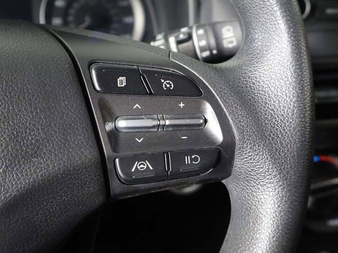Used 2022 Hyundai Kona SEL AWD/4WD image 36