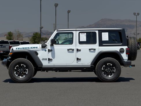 Used 2024 Jeep Wrangler Unlimited Rubicon 4xe w/ Technology Group AWD/4WD image 2