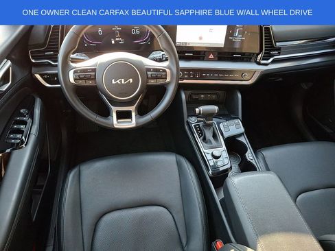 Used 2024 Kia Sportage EX AWD/4WD image 11