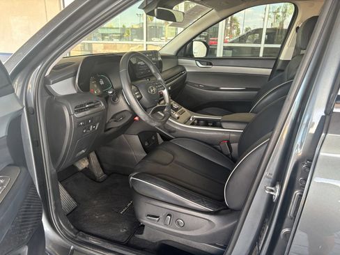 Used 2025 Hyundai Palisade SEL FWD image 8
