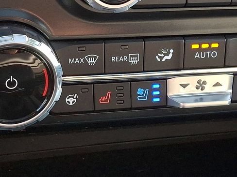 Used 2025 Ford F150 Raptor AWD/4WD image 25