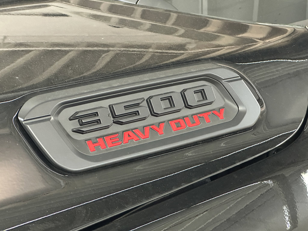 New 2026 RAM 3500 Big Horn AWD/4WD image 15