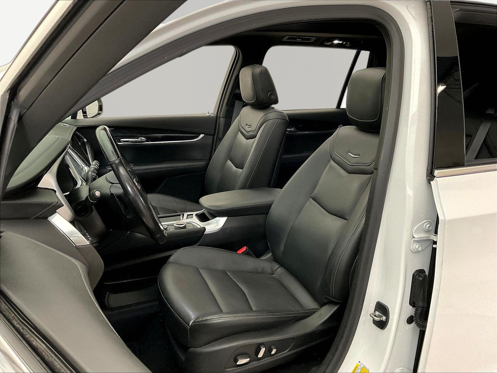 Used 2021 Cadillac XT6 Premium Luxury AWD/4WD image 21