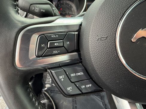 Used 2022 Ford Mustang GT RWD image 22