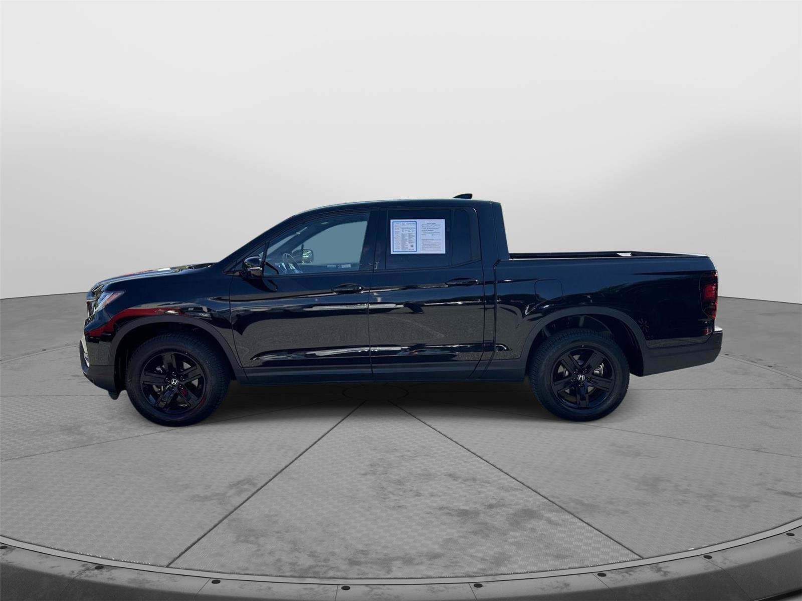 Certified 2023 Honda Ridgeline Black Edition image 6