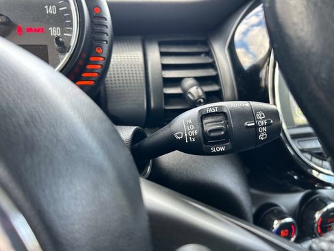 Used 2017 MINI Cooper 2-Door Hardtop image 21