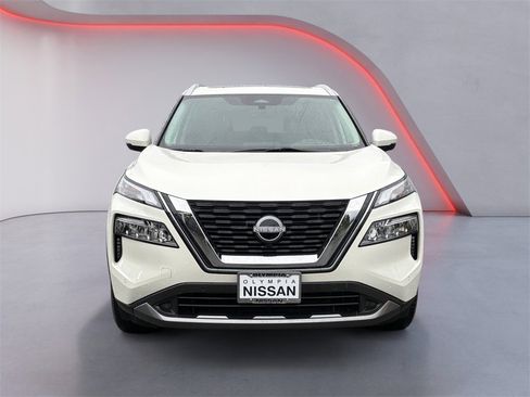 Used 2023 Nissan Rogue SL w/ SL Premium Package image 8