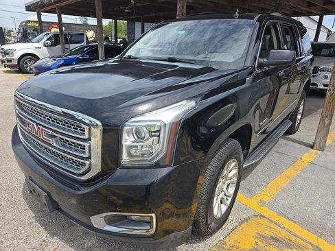 Used 2018 GMC Yukon SLT w/ Open Road Package AWD/4WD image 2